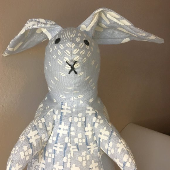 SISTER PARISH DESIGN  🐇  Nursery Decor Bunny Rabbit - Picture 3 of 13